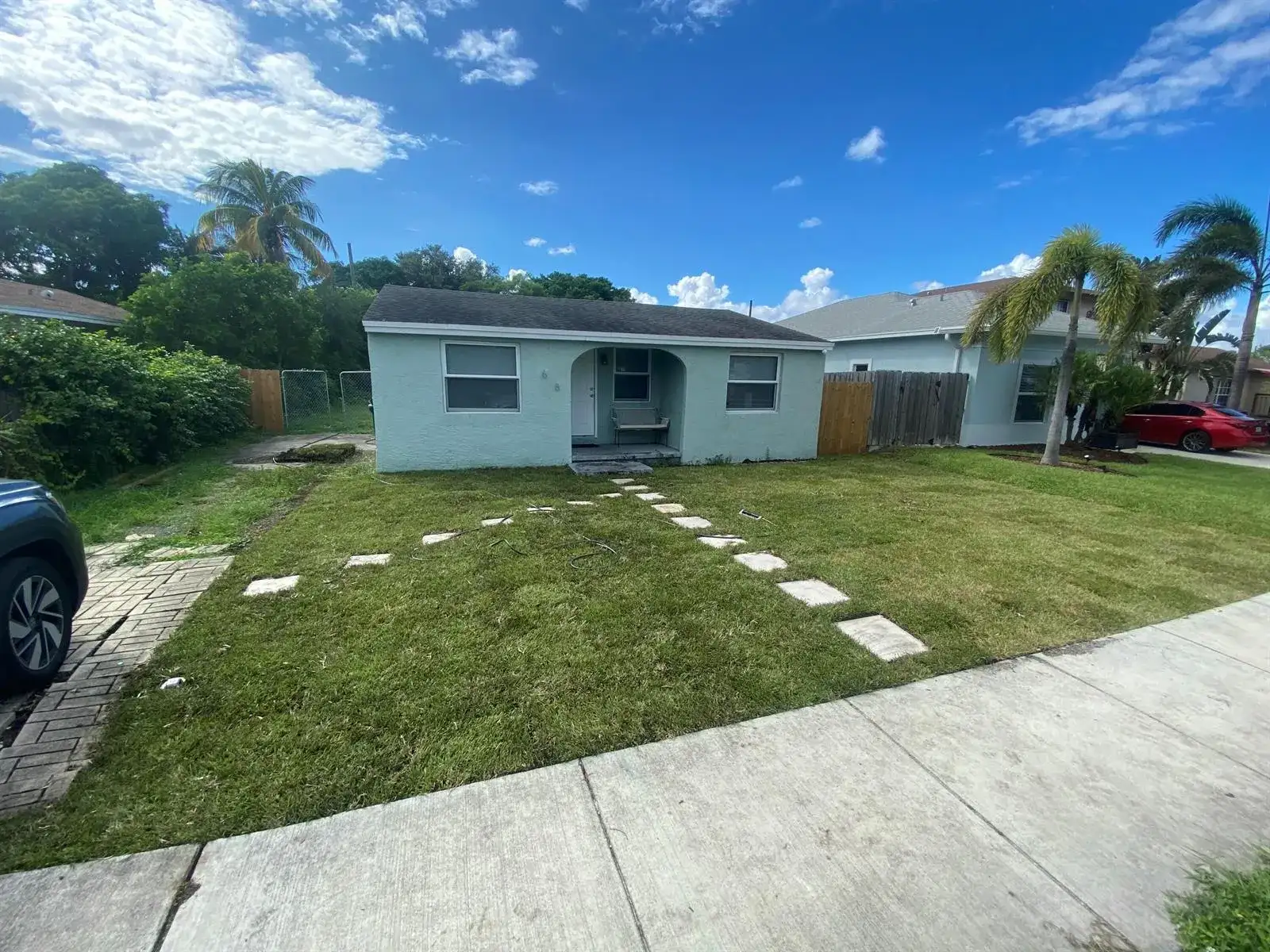 638 SW 7TH Avenue, Delray Beach FL 33444 photo 2