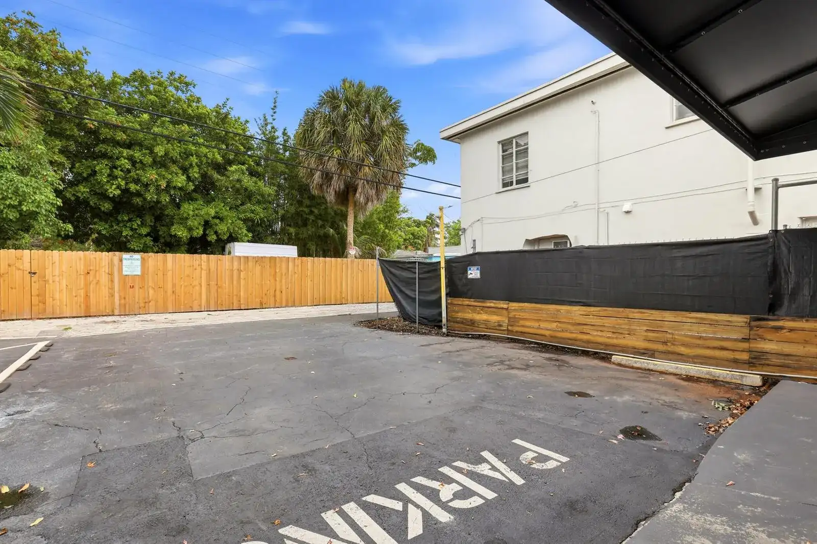 824 N DIXIE Highway, FL 33460 photo 3