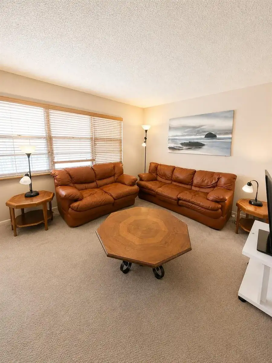 1901 Bermuda Circle # F2, Coconut Creek FL 33066 photo 2