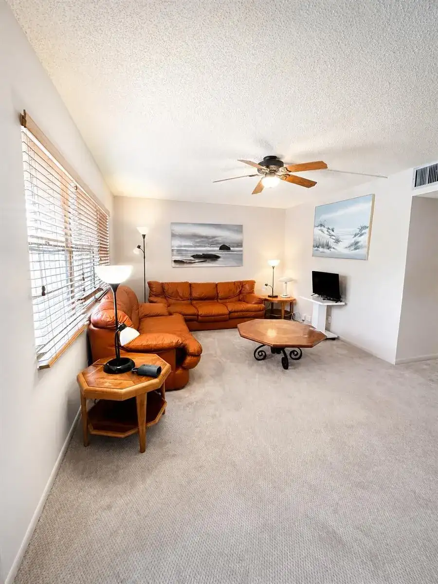 1901 Bermuda Circle # F2, Coconut Creek FL 33066 photo 3