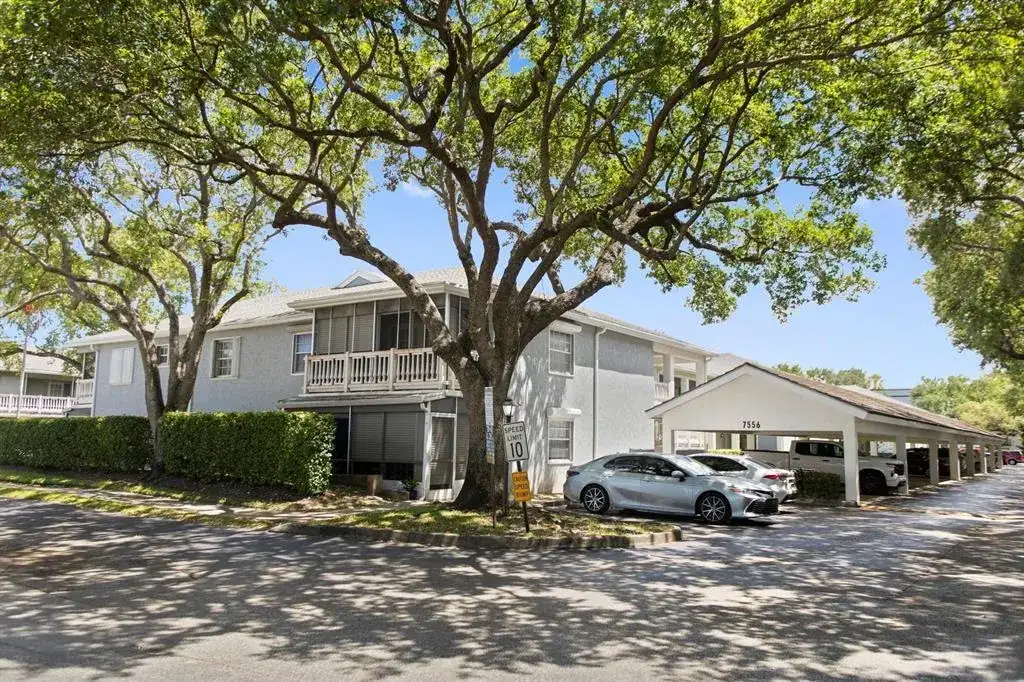 7556 STIRLING Road # 223, Davie FL 33024 photo 4