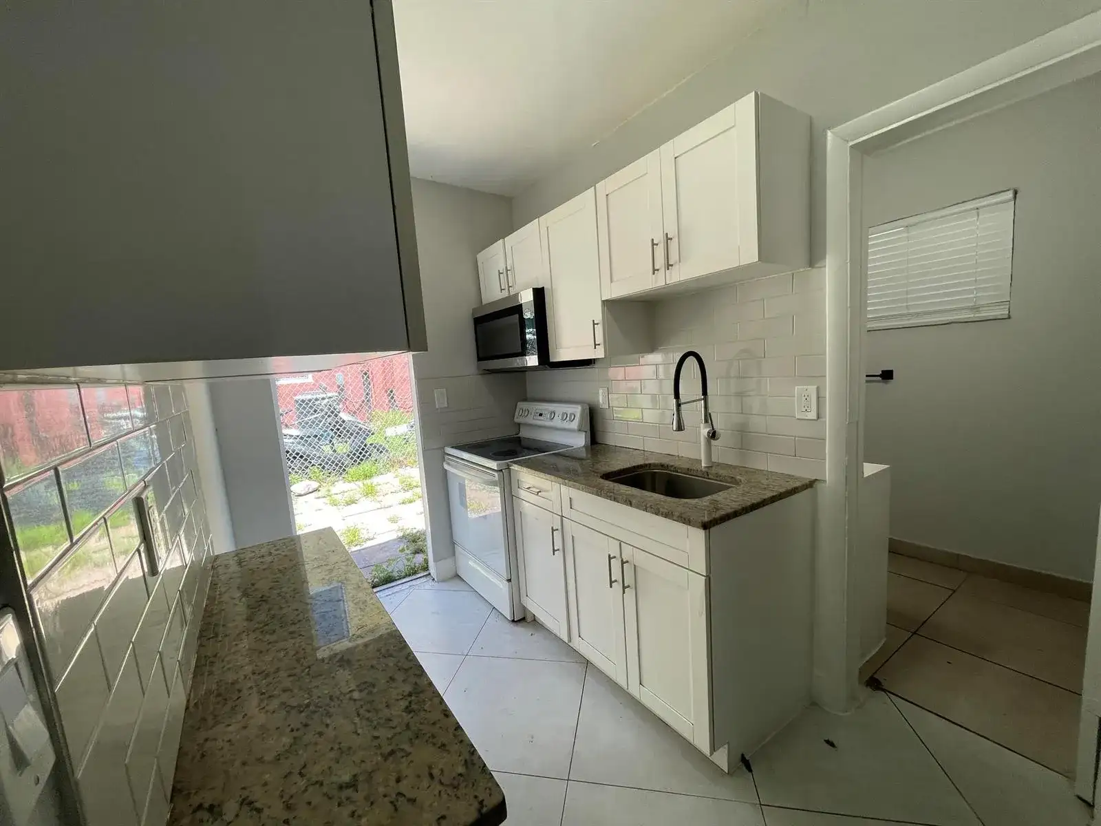 103 NW 7th Avenue, Pompano Beach FL 33060 photo 5