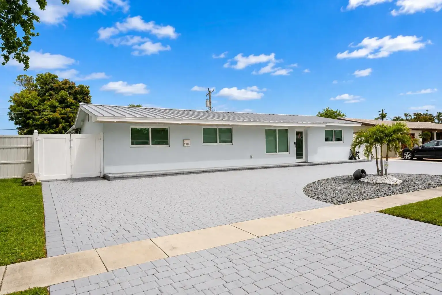 1316 SE 3RD Avenue, Deerfield Beach FL 33441 photo 3