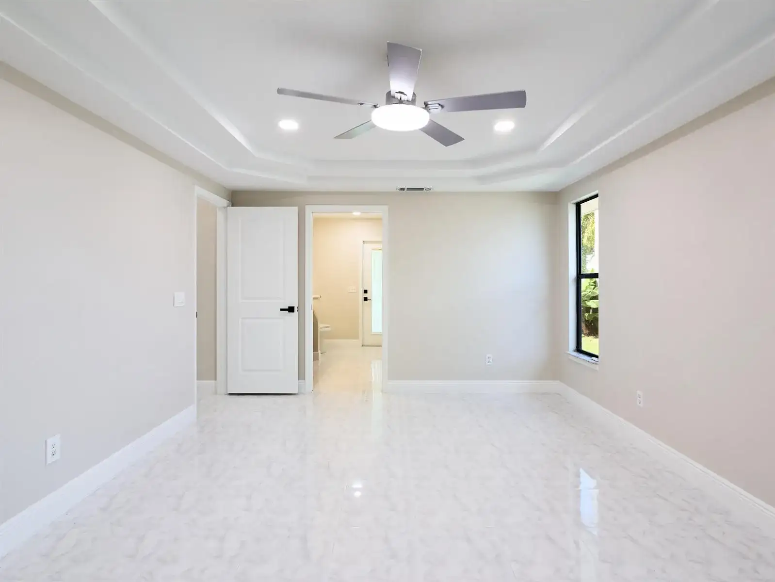672 SW Ewing Avenue, Port St. Lucie FL 34983 photo 5
