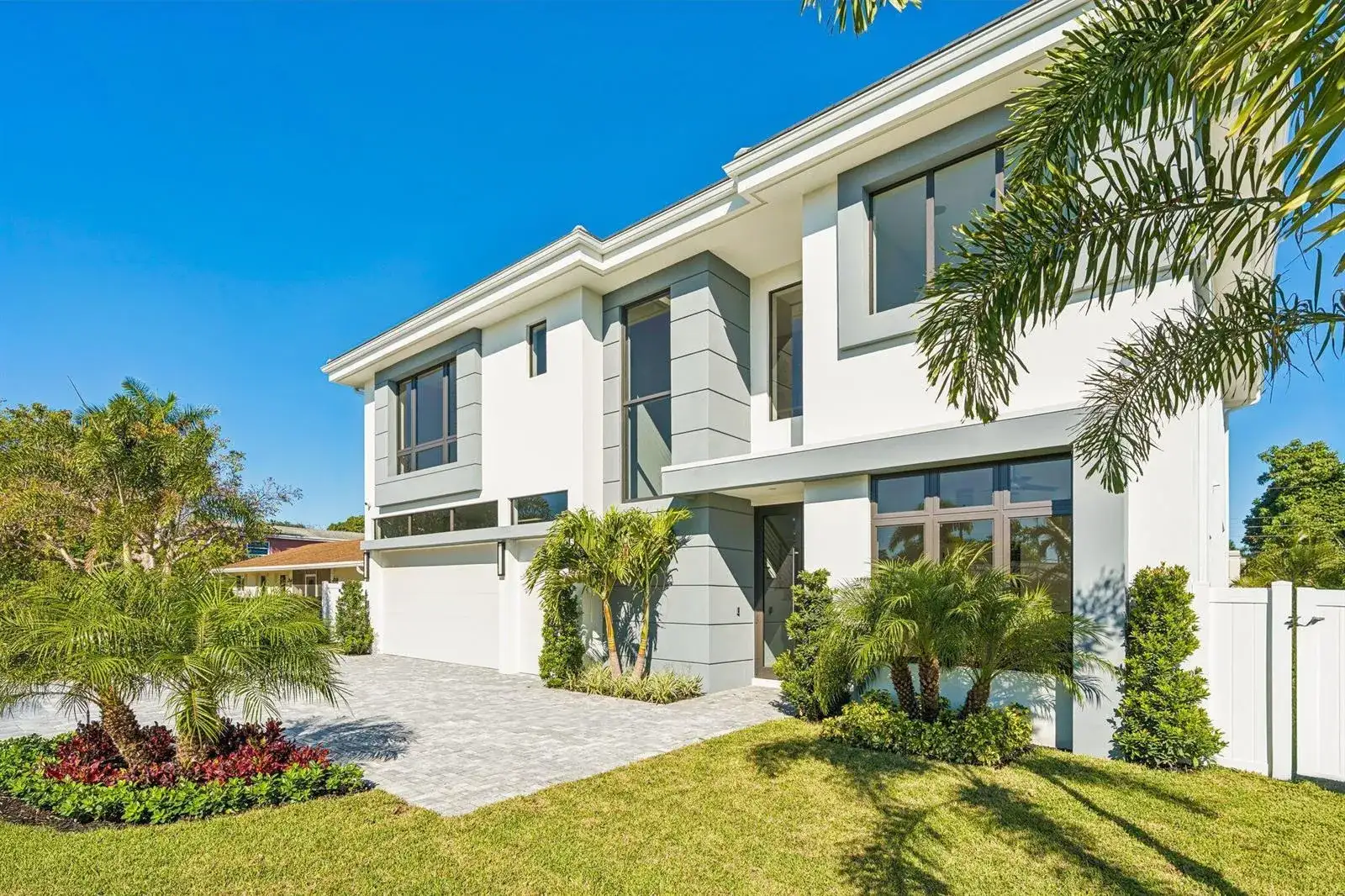 261 NW 8th Street, Boca Raton FL 33432 photo 2