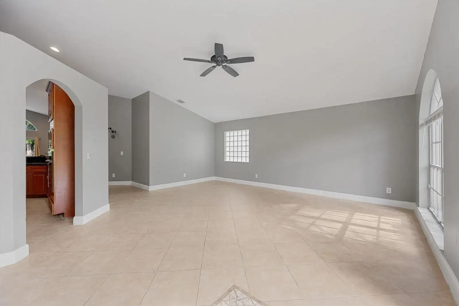 1851 Oak Berry Circle, Wellington FL 33414 photo 4