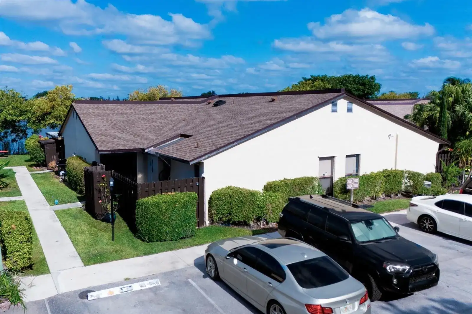 3504 WATERVIEW Circle, Palm Springs FL 33461 photo 3