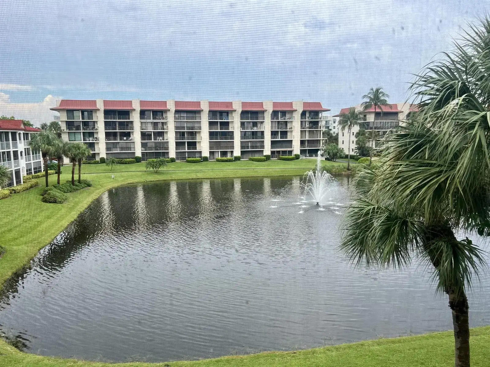 108 Half Moon Circle # B3, Hypoluxo FL 33462 photo 2