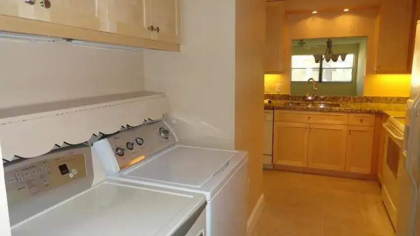2018 SW 29th Court, Delray Beach FL 33445 photo 3