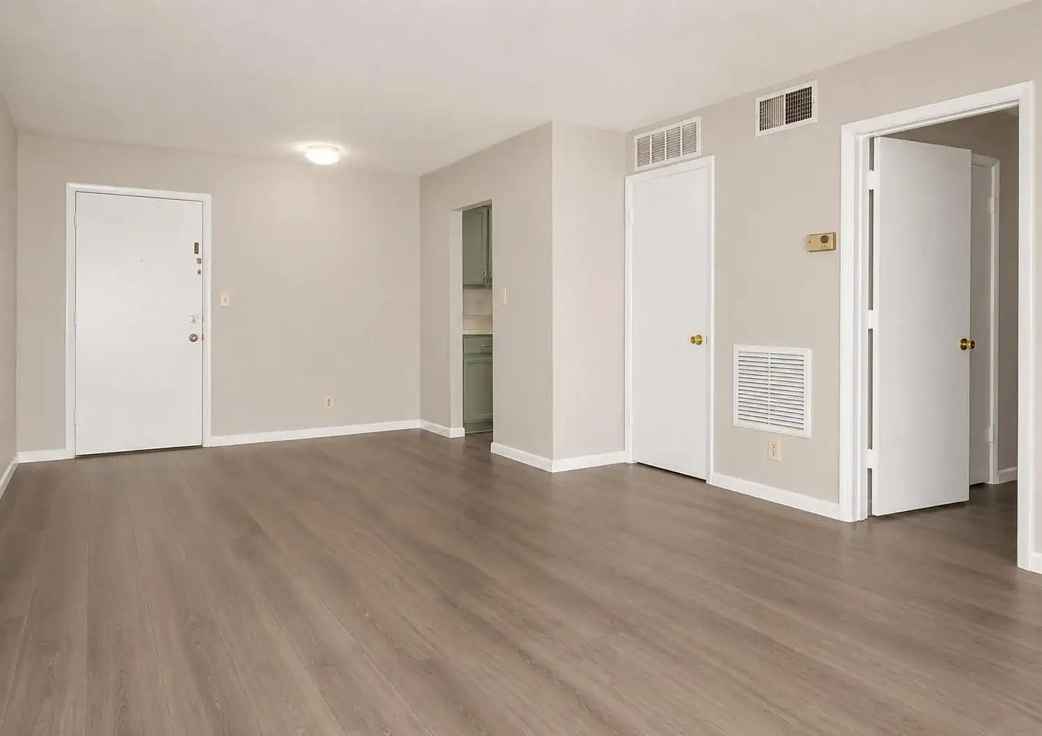 3040 NE 16th Avenue # 308, Oakland Park FL 33334 photo 4