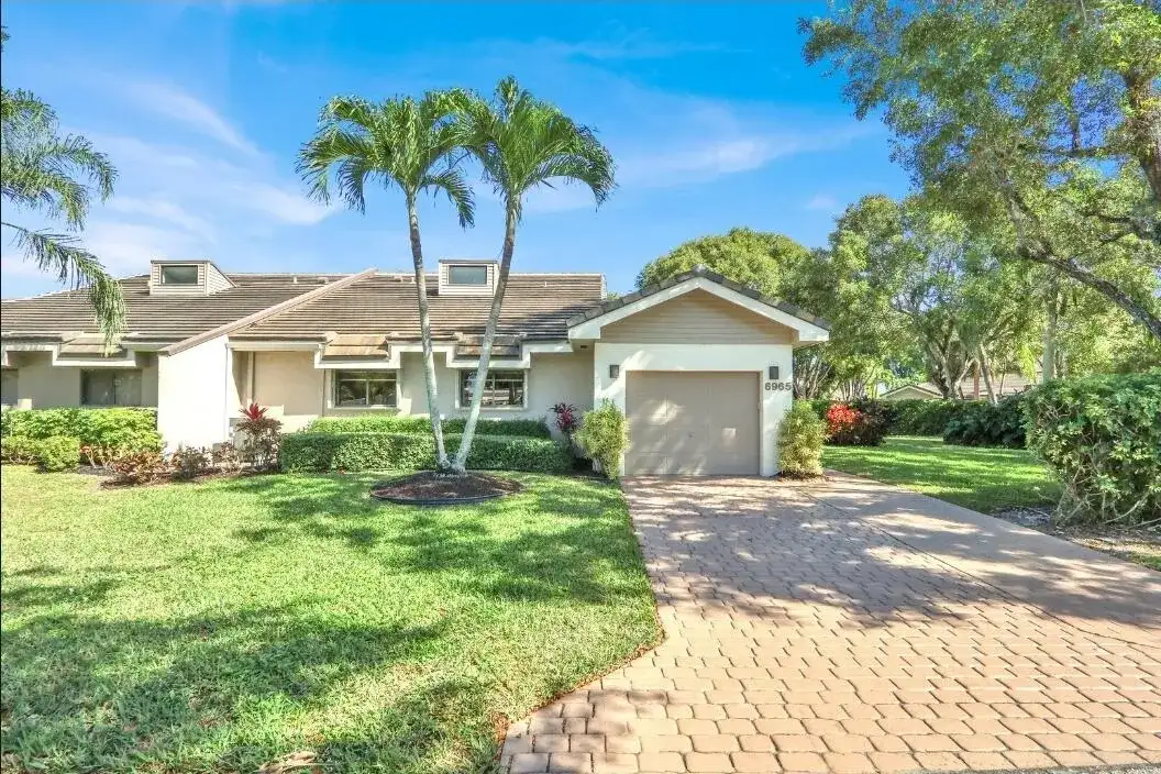 6965 PARISIAN Way, Lake Worth FL 33467 photo 2