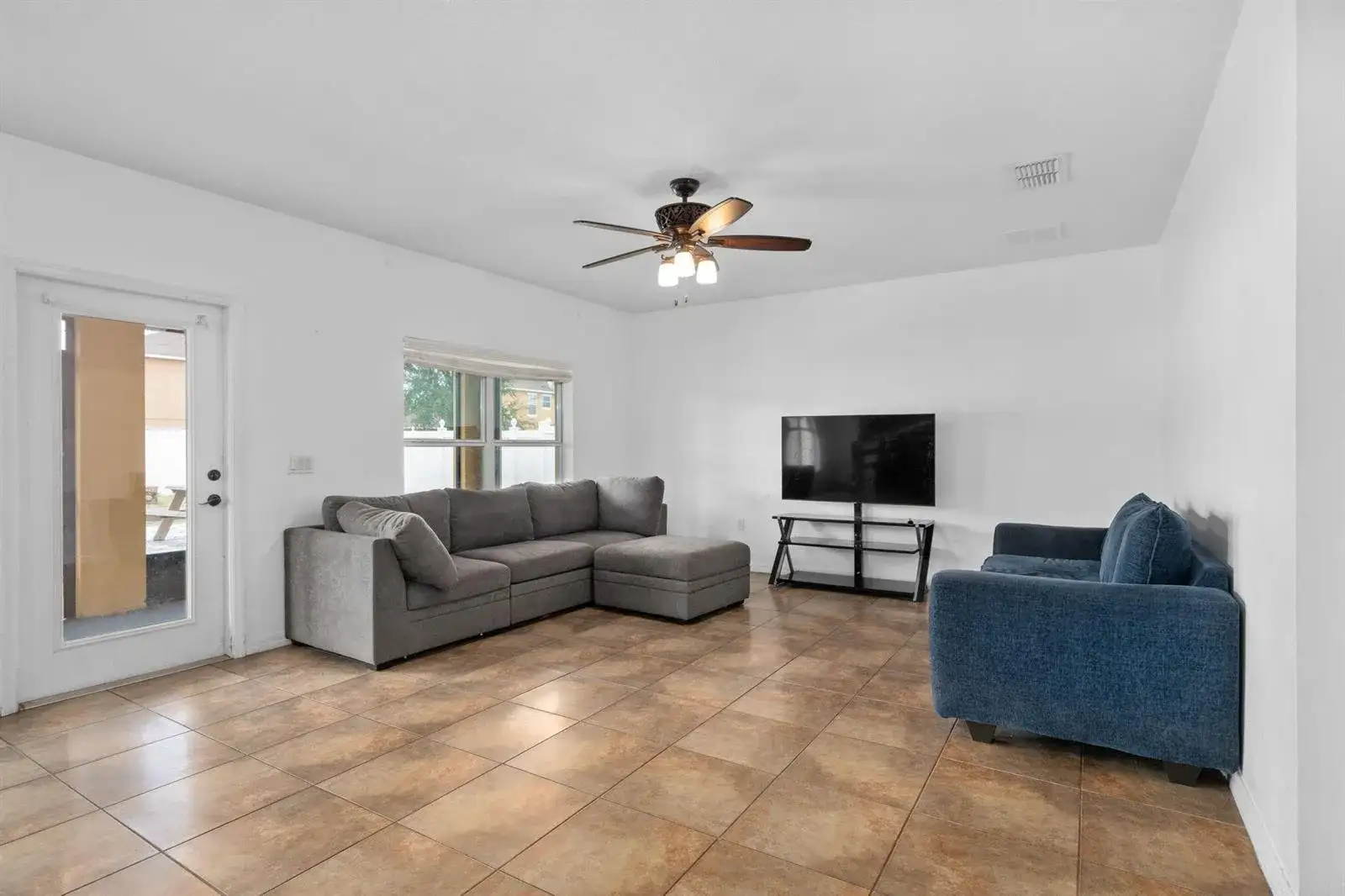 4156 Key Colony Place, Kissimmee FL 34746 photo 5