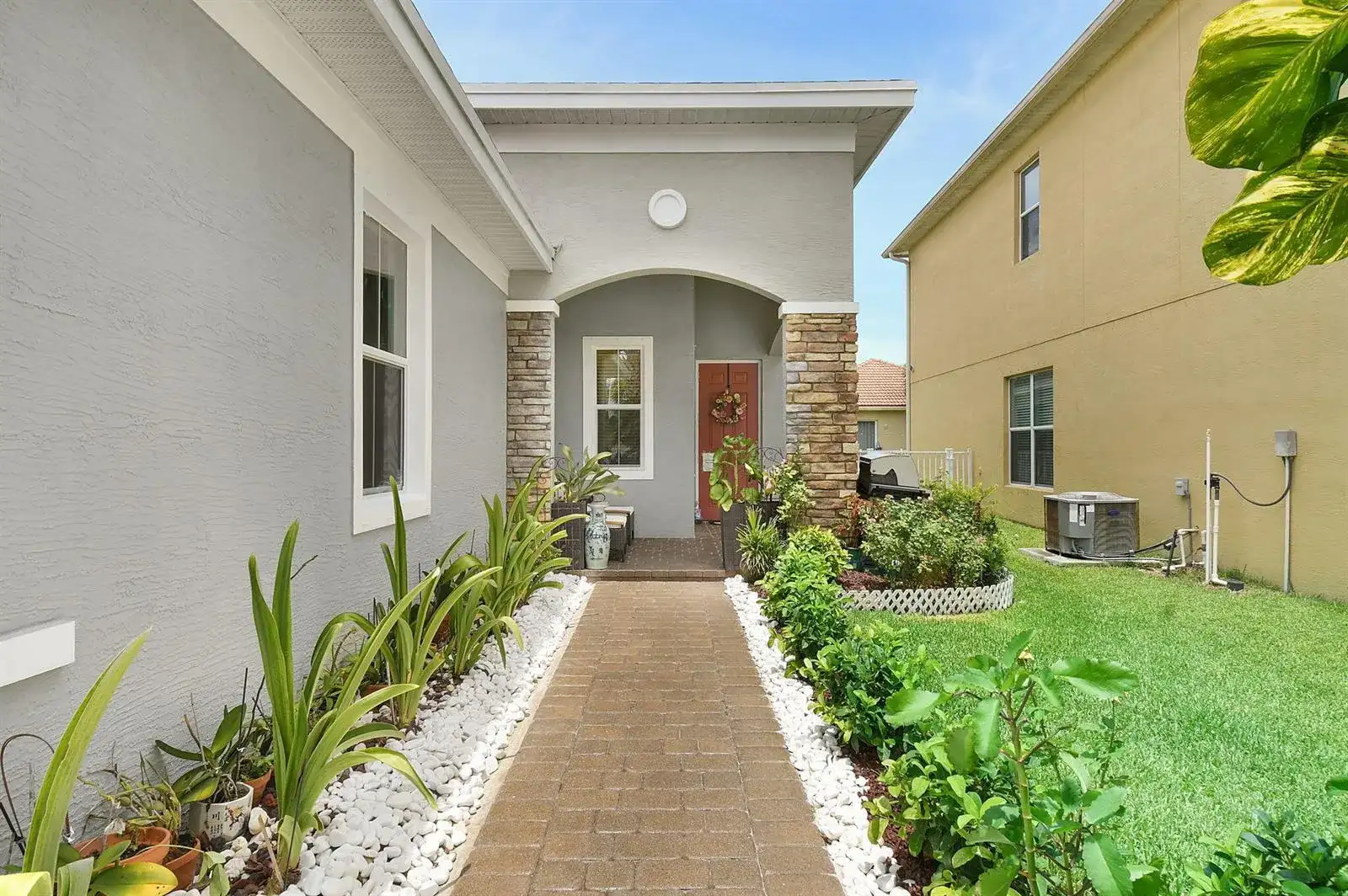 742 NW LEONARDO Circle, Port St. Lucie FL 34986 photo 5