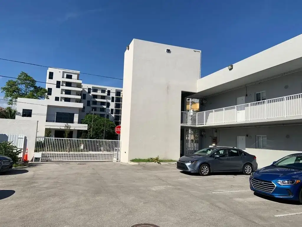 750 SW 2nd Street # 11, Miami FL 33130 photo 2