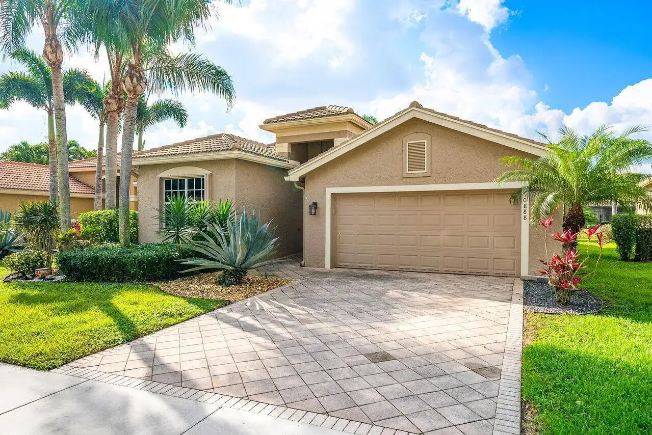 10888 Deer Park Lane, Boynton Beach FL 33437 photo 3