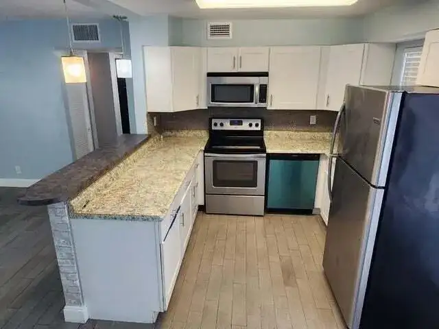 214 SW 1ST Street # 2, Pompano Beach FL 33060 photo 3