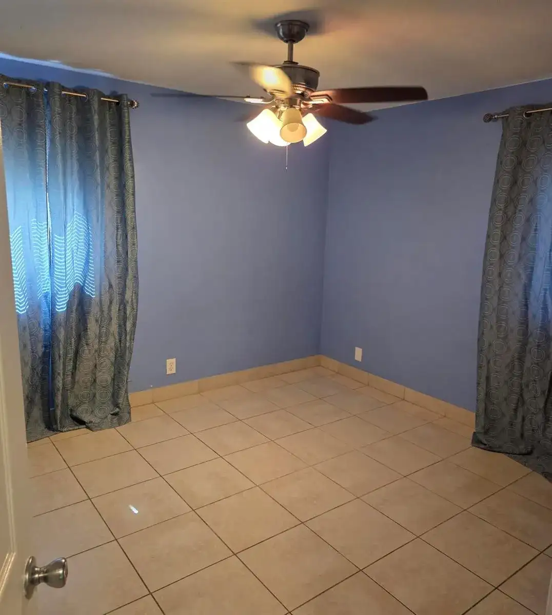 313 SW 80TH Avenue, North Lauderdale FL 33068 photo 4