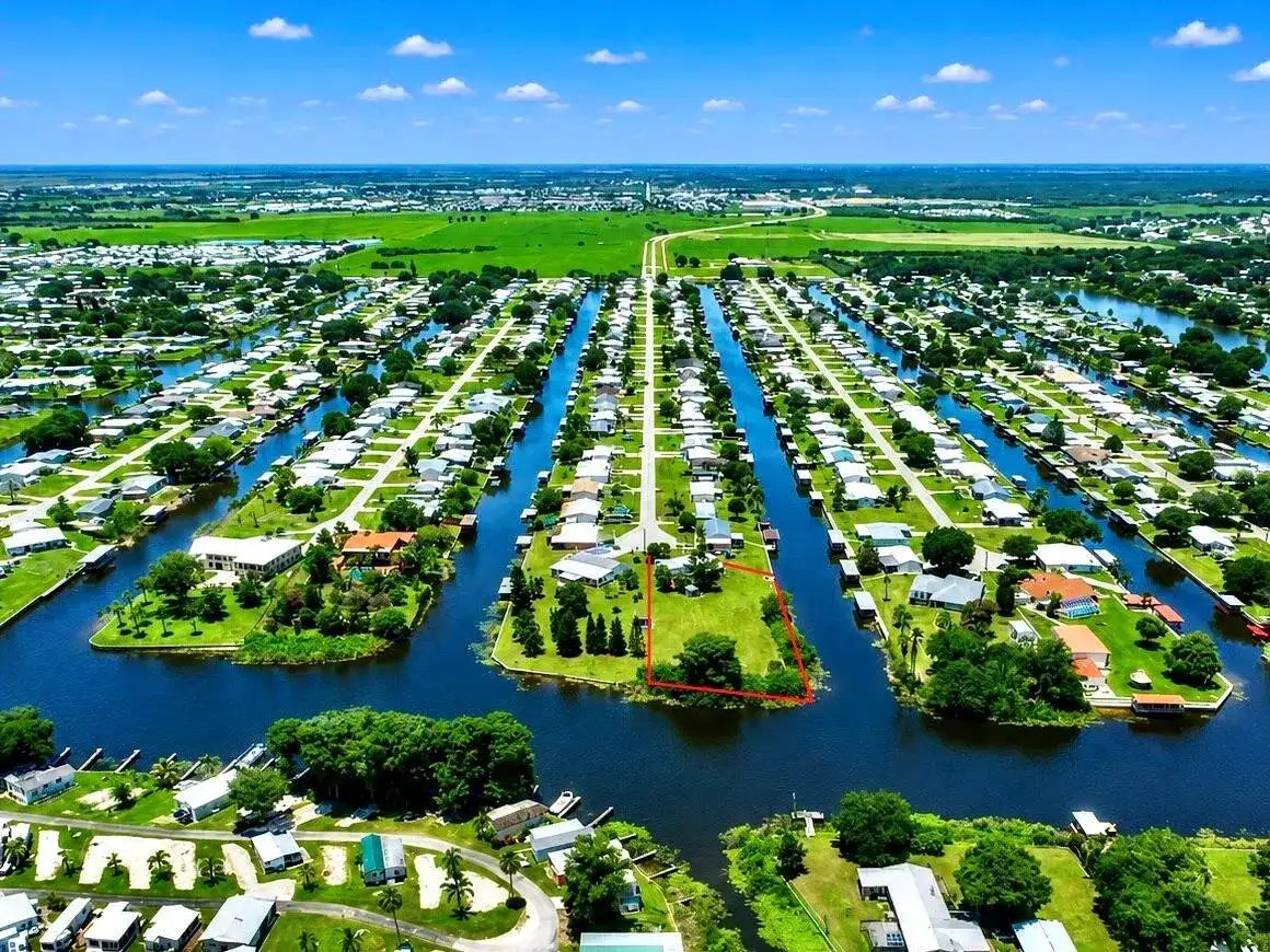 2717 SE 32nd Street, Okeechobee FL 34974 photo 5