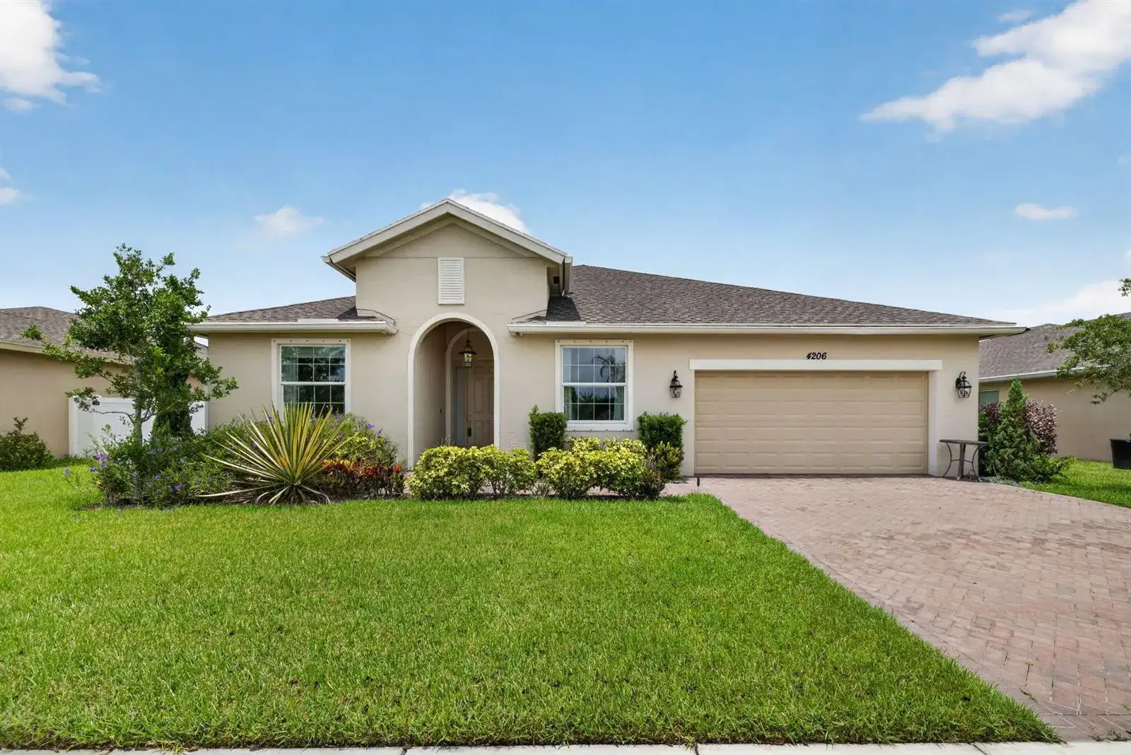 4206 BIRKDALE Drive, Fort Pierce FL 34947 photo 2