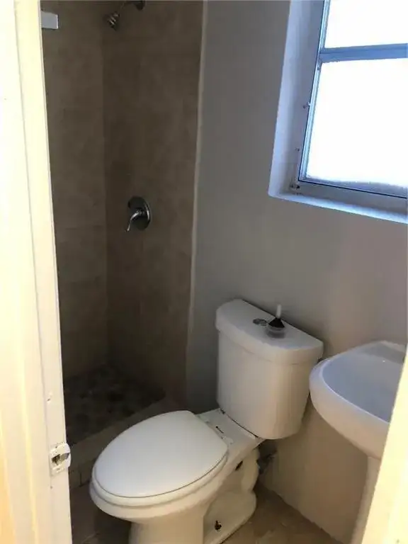 8851 NW 15TH Court, Pembroke Pines FL 33024 photo 2