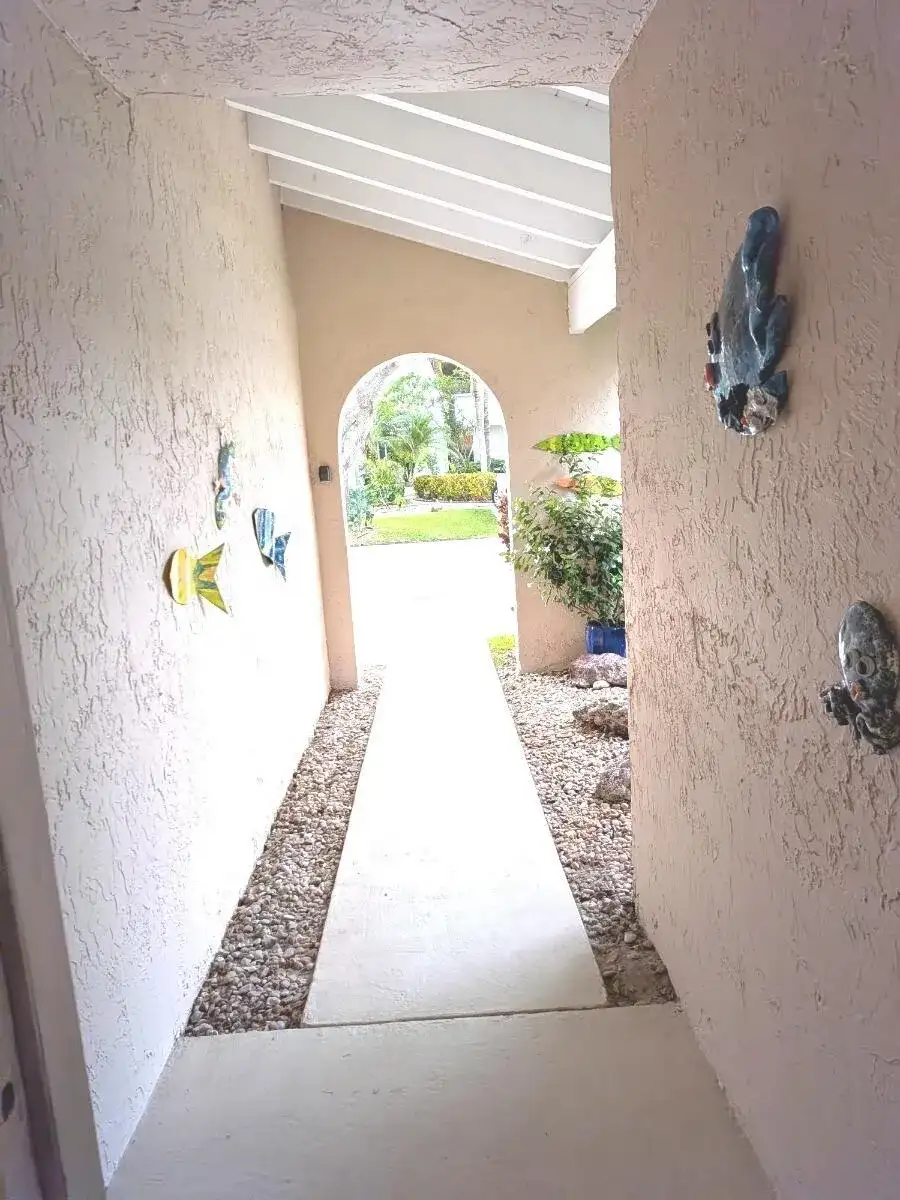 20852 Vía Madeira, Boca Raton FL 33433 photo 4