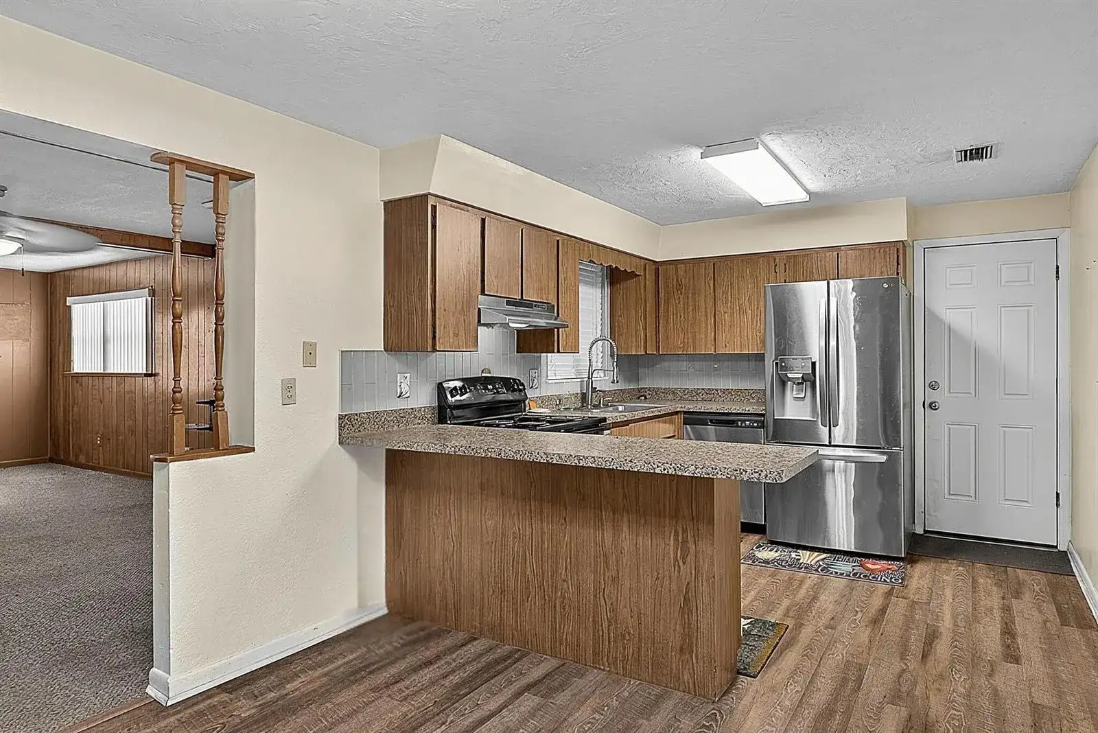 1508 WILDROSE Lane, FL 32117 photo 2