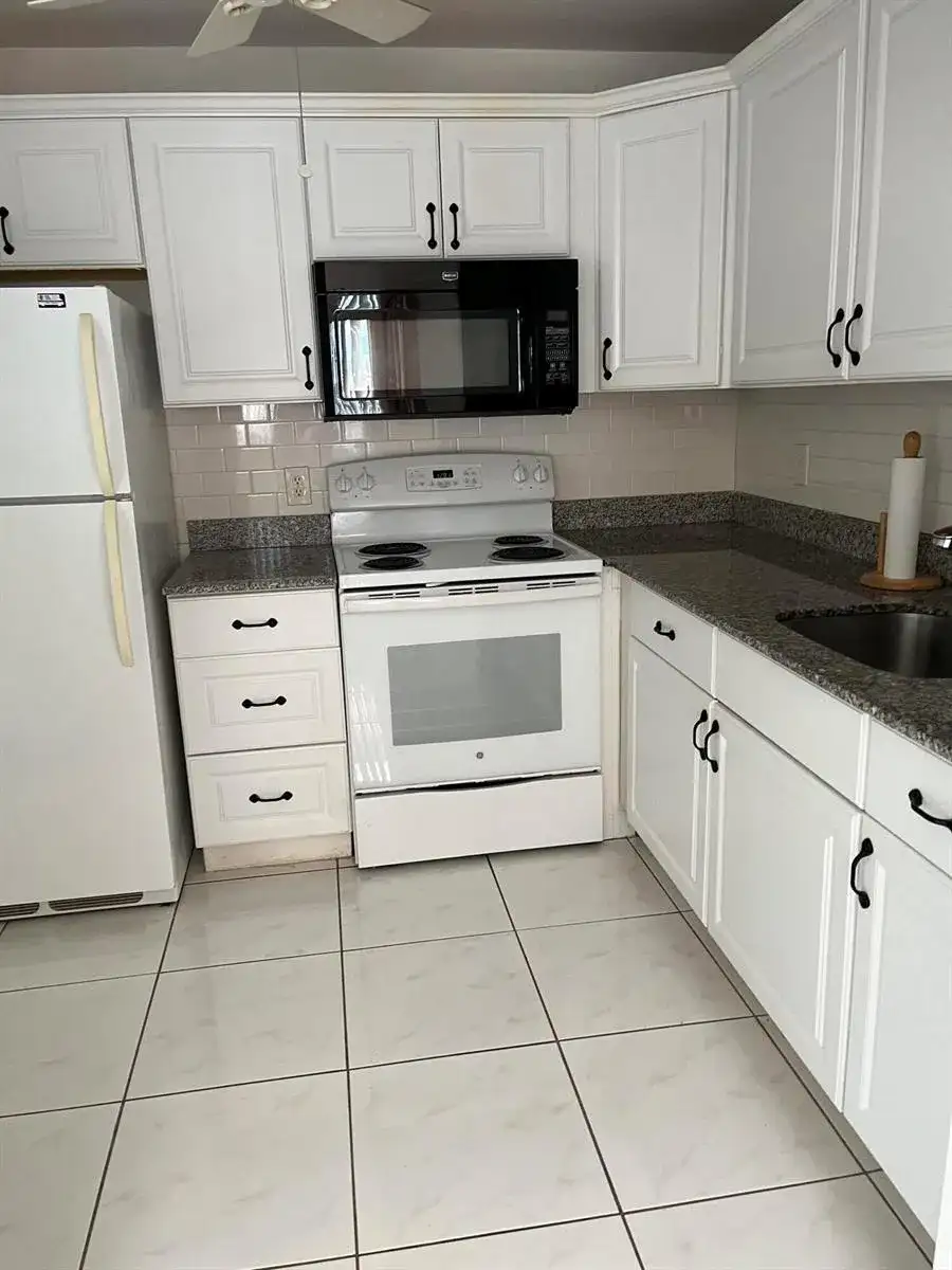 251 F Brittany # F, Delray Beach FL 33446 photo 3