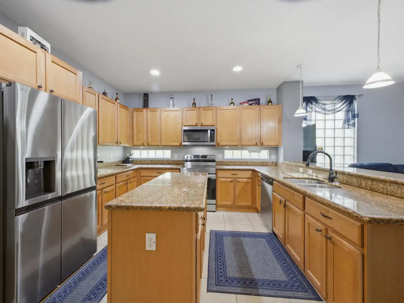 6906 ALISO Avenue, West Palm Beach FL 33413 photo 2