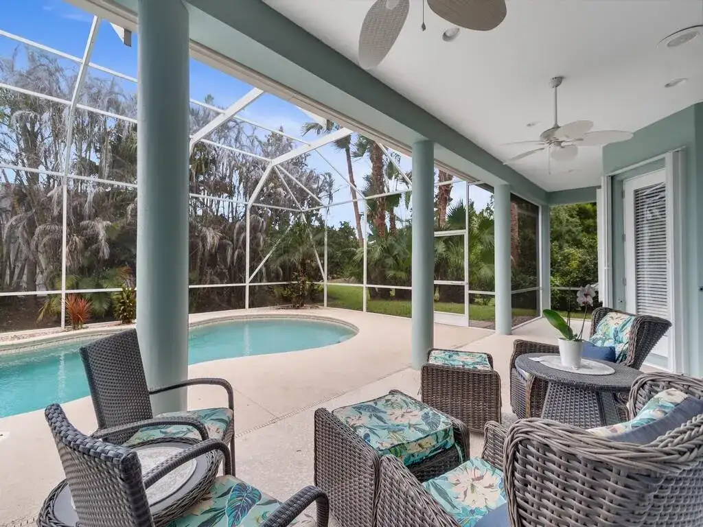 6566 35th Place, Vero Beach FL 32966 photo 3