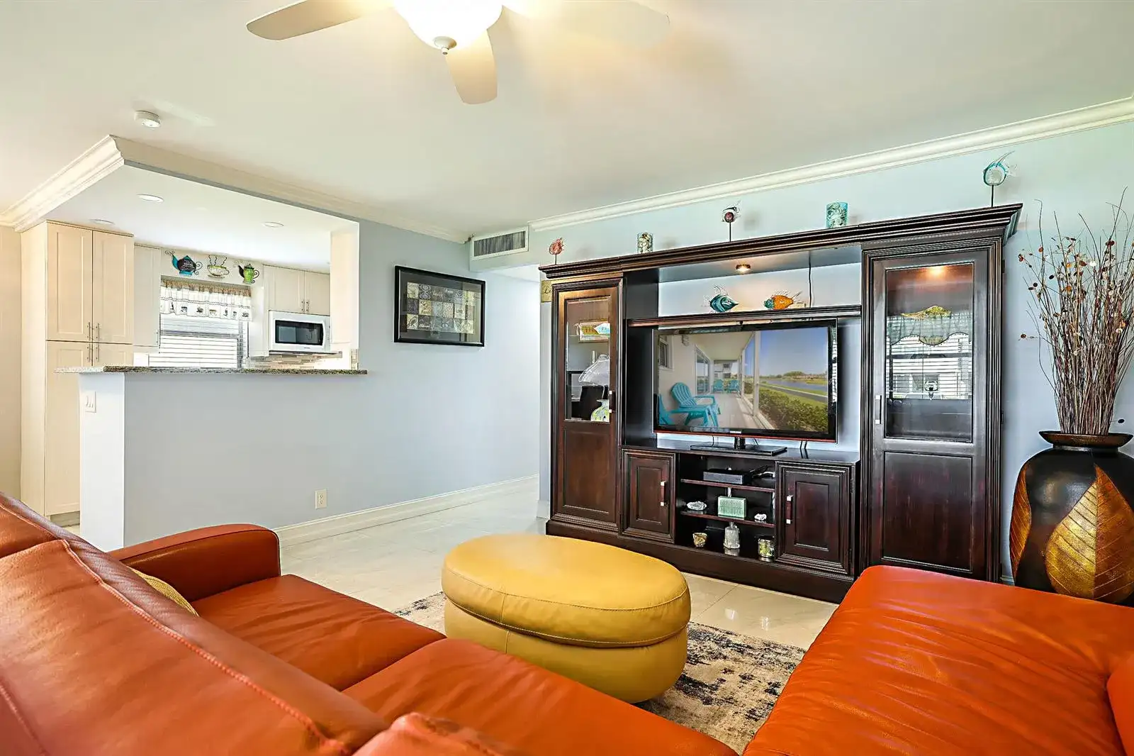 308 Saxony G, Delray Beach FL 33446 photo 4