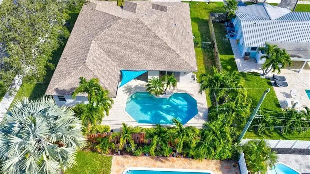 517 SE 7TH Avenue, Deerfield Beach FL 33441 photo 2
