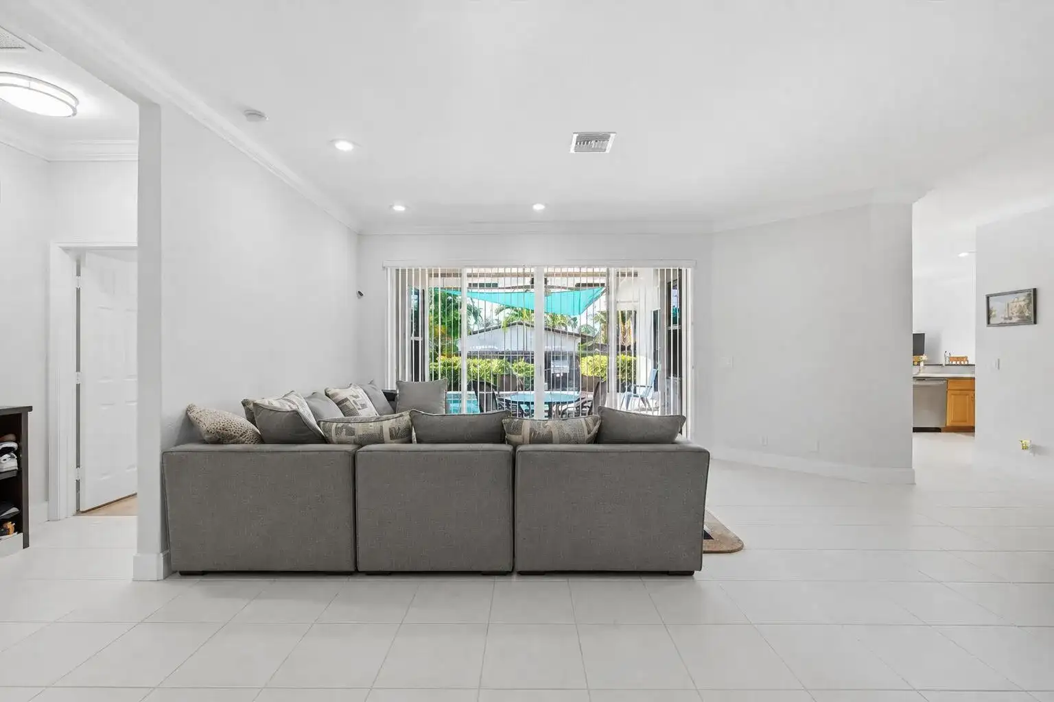 517 SE 7TH Avenue, Deerfield Beach FL 33441 photo 3
