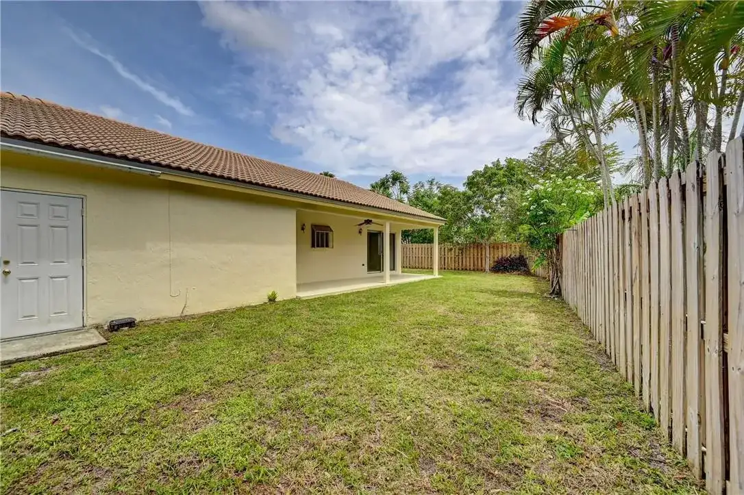 13348 NW 13TH Street, Sunrise FL 33323 photo 3