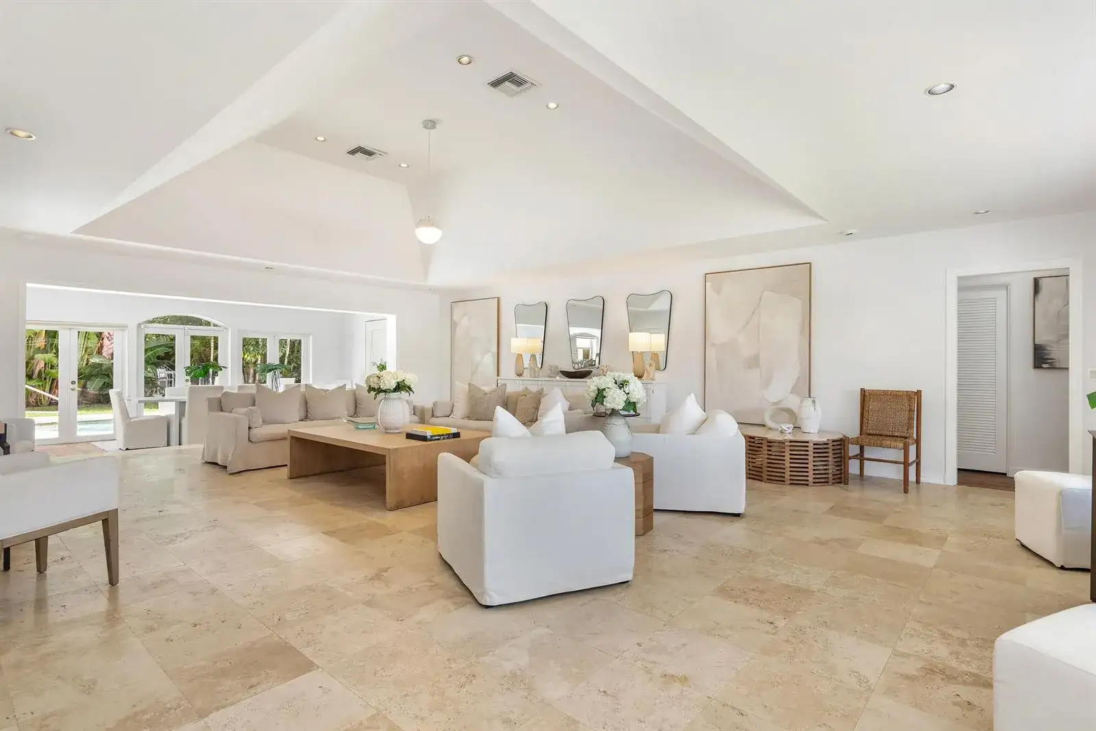 235 Ocean Terrace, Palm Beach FL 33480 photo 3
