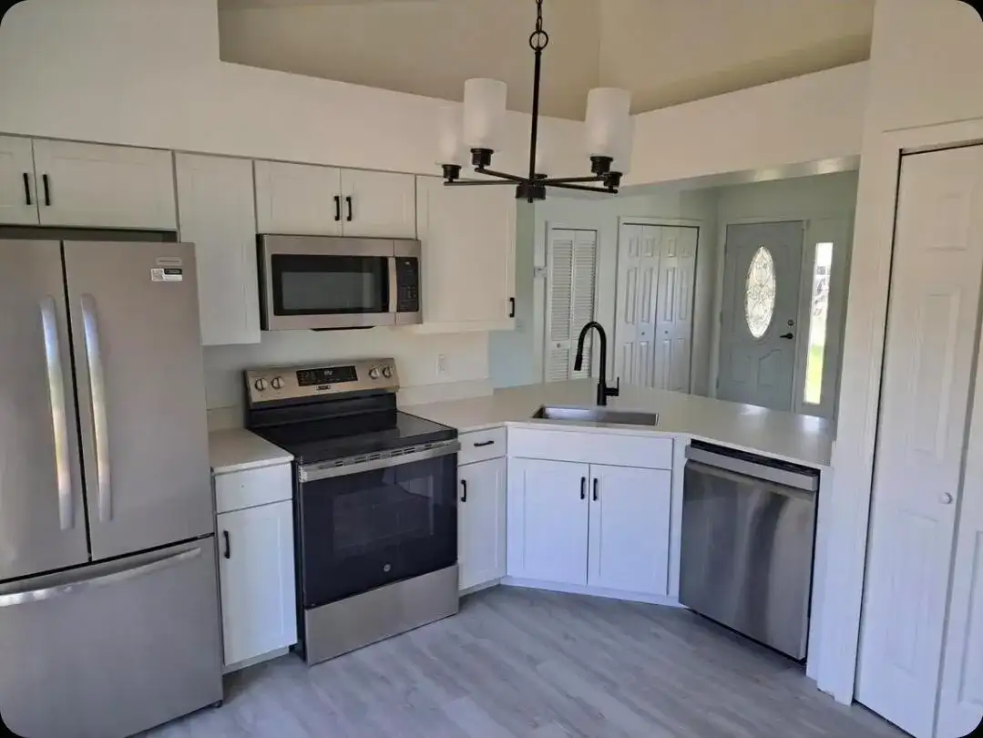 1032 SW Mataro Avenue, FL 34953 photo 4