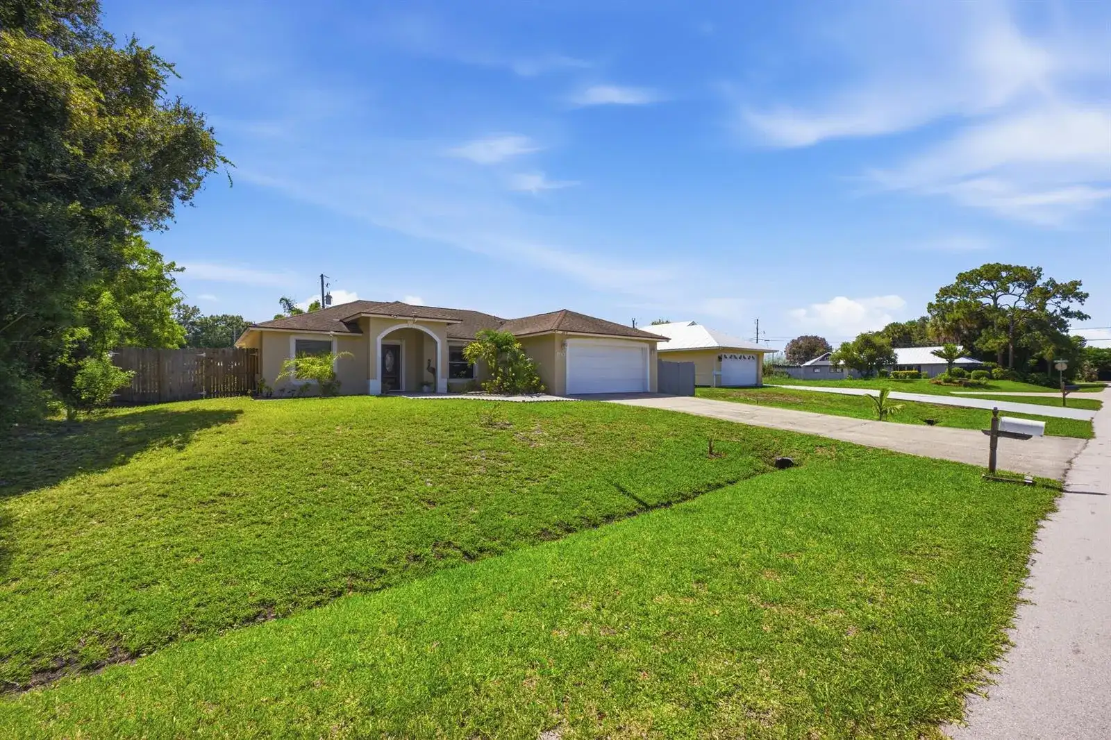 2674 SW ABELARD Street, Port St. Lucie FL 34953 photo 3