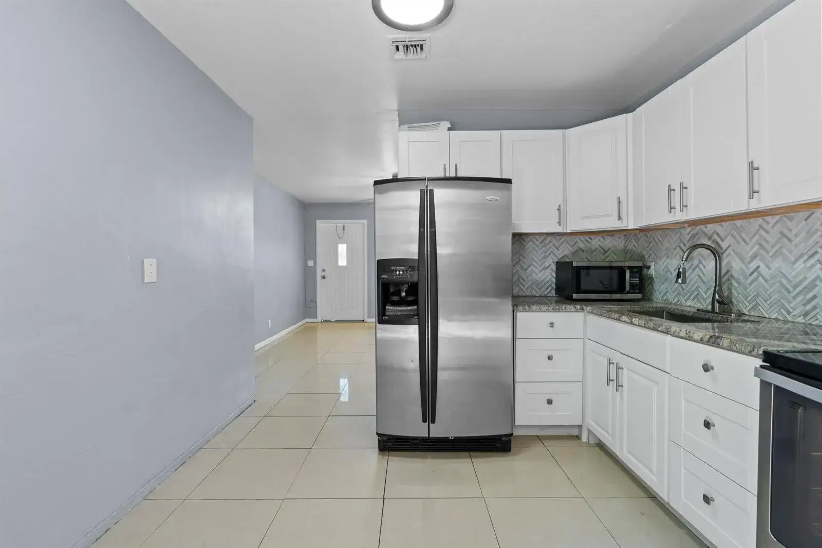 528 NE 20TH Avenue NE, Boynton Beach FL 33435 photo 2