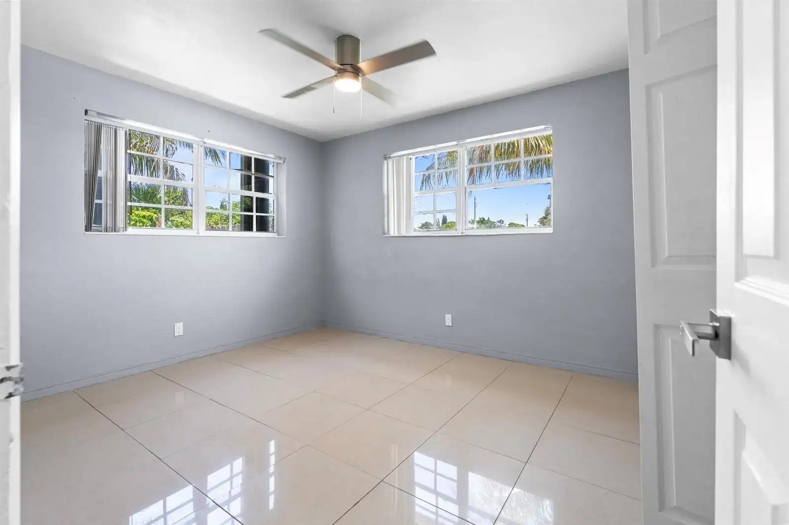 528 NE 20TH Avenue NE, Boynton Beach FL 33435 photo 5