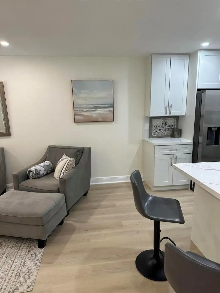 192 SE 27TH Court, Boynton Beach FL 33435 photo 4