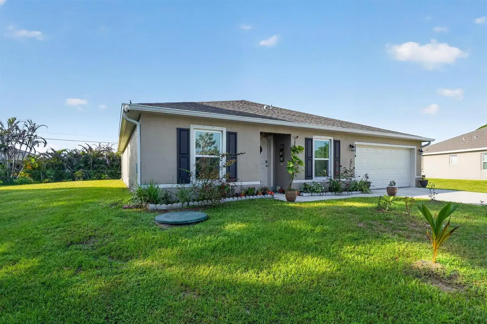 2274 SE POWELL Court, Port St. Lucie FL 34952 photo 3