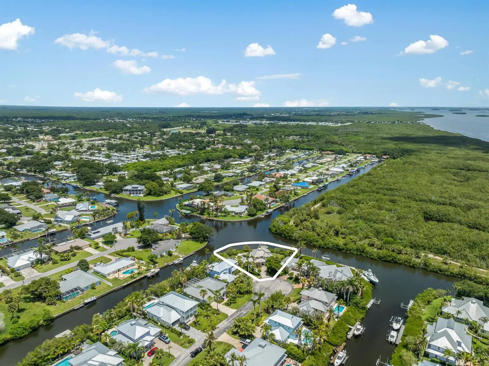 2165 6TH Court SE, Vero Beach FL 32962 photo 5