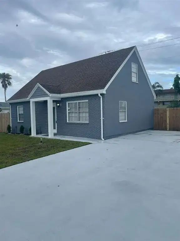 421 Kirk Road, Palm Springs FL 33461 photo 3