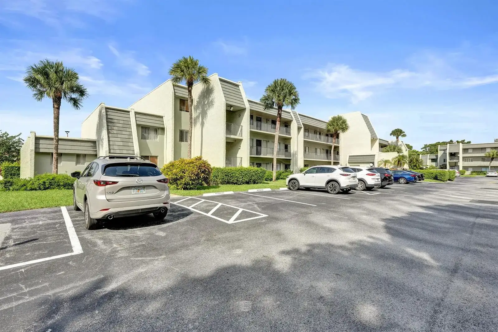 4100 TIVOLI Court # 304, Lake Worth FL 33467 photo 3