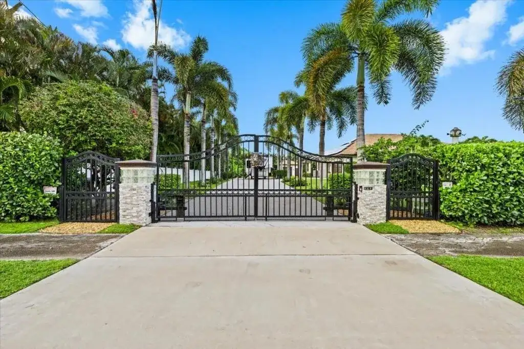 17433 Hamlin Boulevard, Loxahatchee FL 33470 photo 4