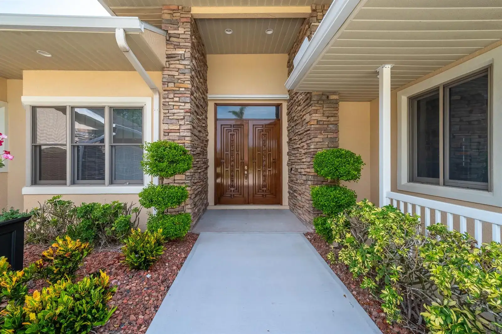 3706 SECLUDED OAK Court, Melbourne FL 32934 photo 3