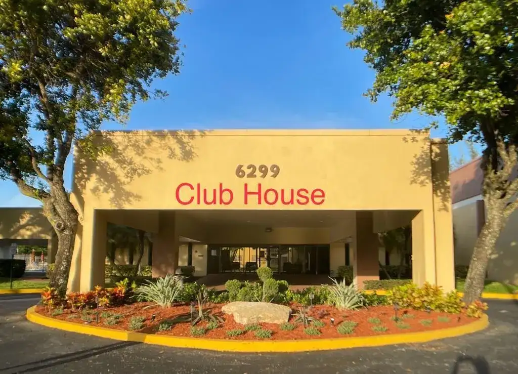 5830 NW 64TH Avenue # 101, Tamarac FL 33319 photo 2