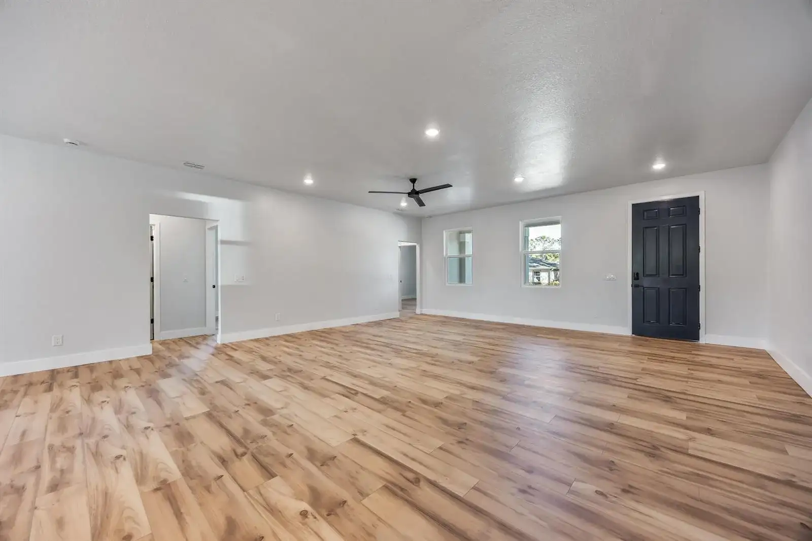 1254 HEITZMAN Avenue SW, Palm Bay FL 32908 photo 2