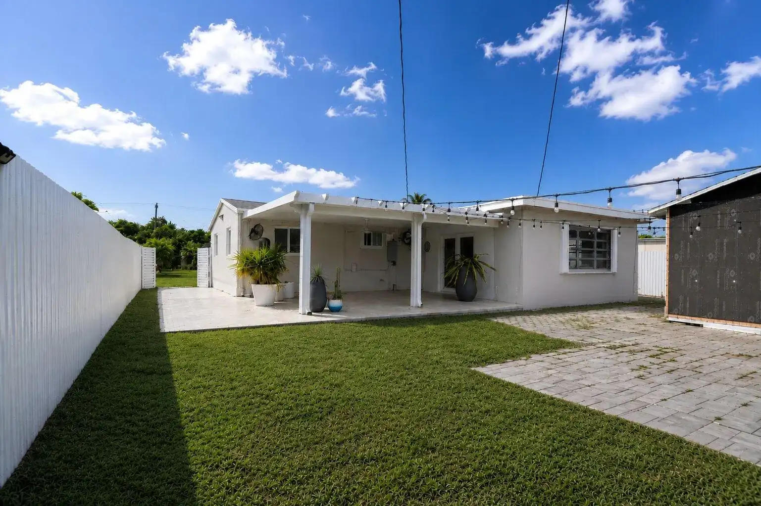 511 N 69th Way, Hollywood FL 33024 photo 3