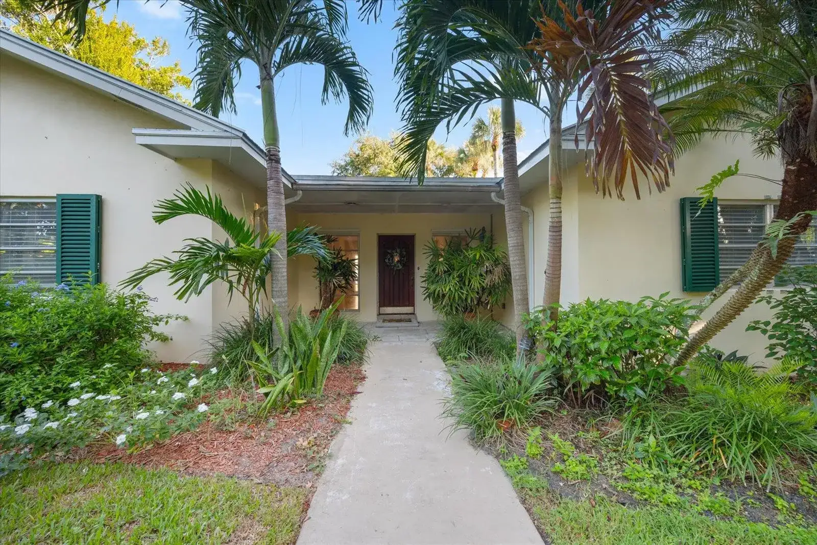 24 N Via Lucindia, Sewalls Point FL 34996 photo 4