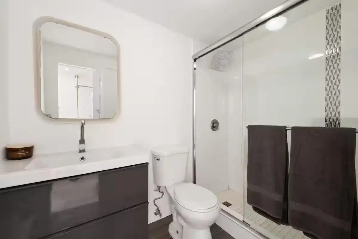 530 Ocean Drive, Miami Beach FL 33139 photo 5